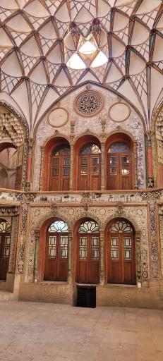 عکس خانه تاریخی بروجردی ها