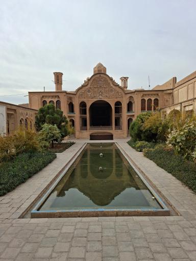 عکس خانه تاریخی بروجردی ها