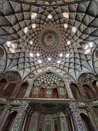 عکس خانه تاریخی بروجردی ها