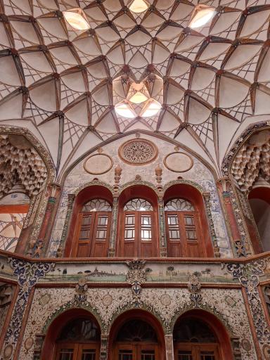 عکس خانه تاریخی بروجردی ها