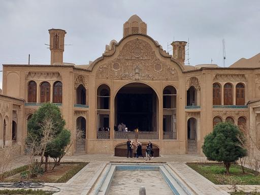 عکس خانه تاریخی بروجردی ها