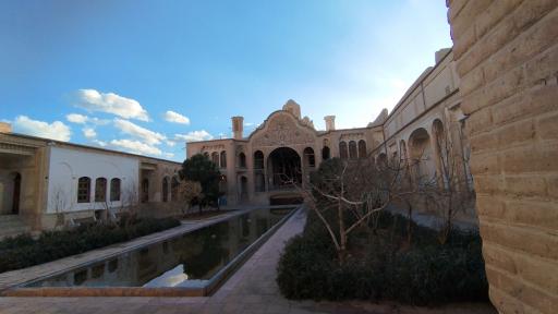 عکس خانه تاریخی بروجردی ها