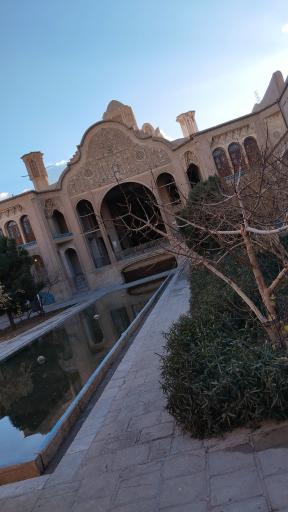 عکس خانه تاریخی بروجردی ها