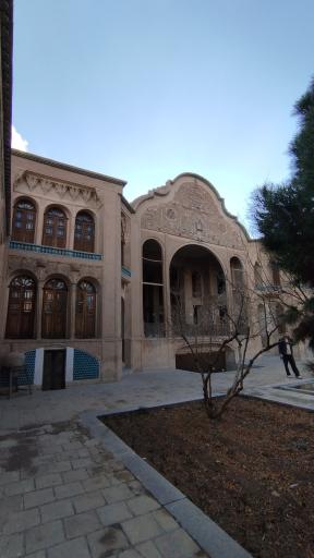 عکس خانه تاریخی بروجردی ها