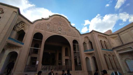 عکس خانه تاریخی بروجردی ها