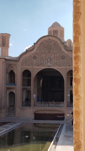 عکس خانه تاریخی بروجردی ها