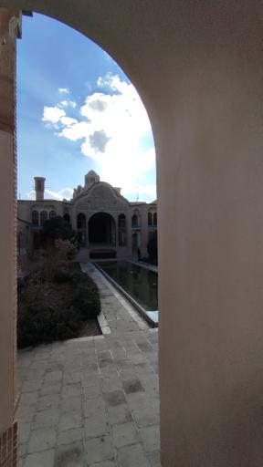 عکس خانه تاریخی بروجردی ها