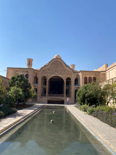 عکس خانه تاریخی بروجردی ها