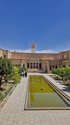 عکس خانه تاریخی بروجردی ها