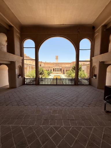 عکس خانه تاریخی بروجردی ها