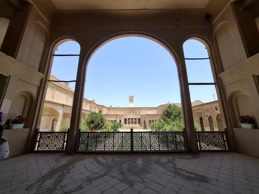 عکس خانه تاریخی بروجردی ها