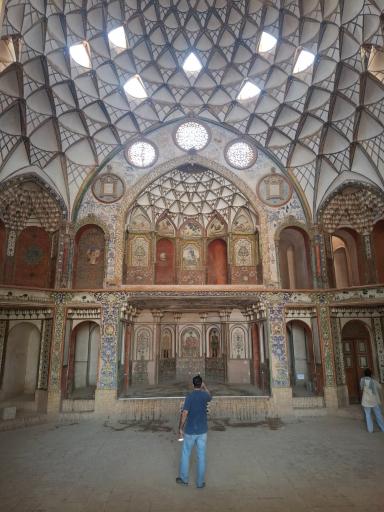 عکس خانه تاریخی بروجردی ها