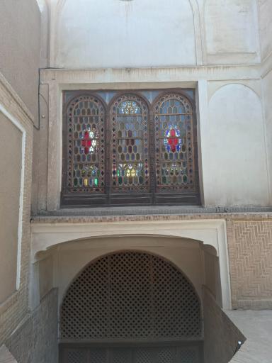 عکس خانه تاریخی بروجردی ها