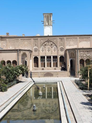 عکس خانه تاریخی بروجردی ها