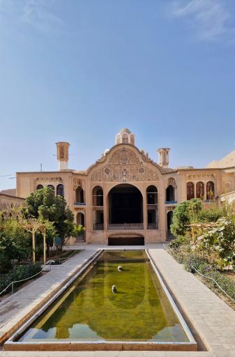عکس خانه تاریخی بروجردی ها