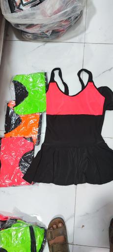 عکس تولیدی مایو و لوازم شنا آقایان و بانوان عاصمی وصال