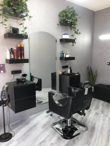 آرایشگاه مردانه ام بی