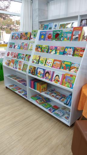 عکس باغچه کتاب