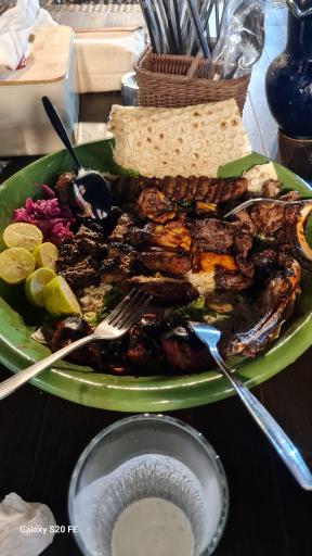 عکس رستوران خانوادگی الماس شهر