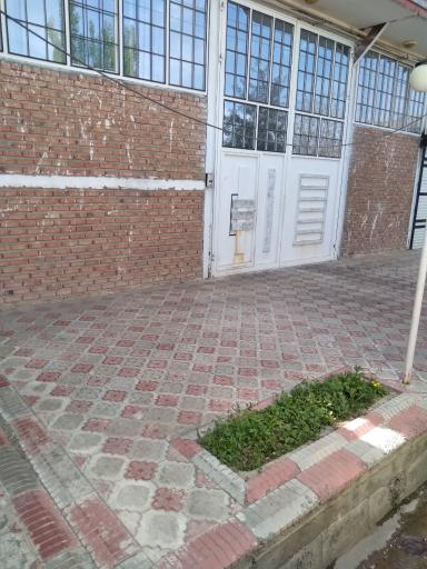 عکس انبار و نمایندگی شیرین عسل