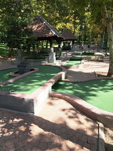 عکس باشگاه مینی گلف مینیاتور