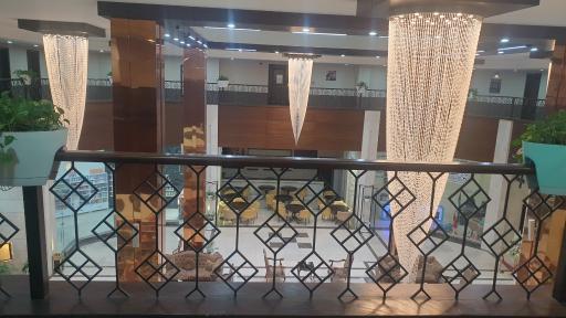 عکس هتل بین الحرمین شیراز