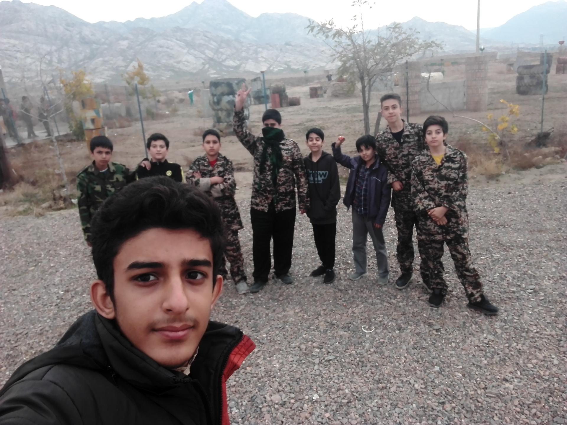 عکس واحد مقاومت بسیج دانش آموزی دبیرستان علویه