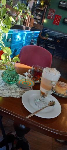 عکس کافی شاپ مدیس