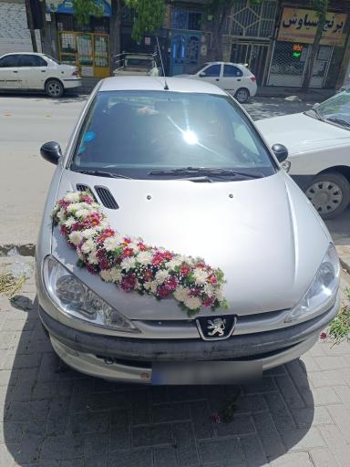 عکس گلفروشی گل روی تو