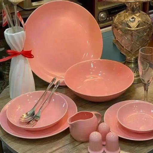 عکس نمایشگاه چینی نسترن