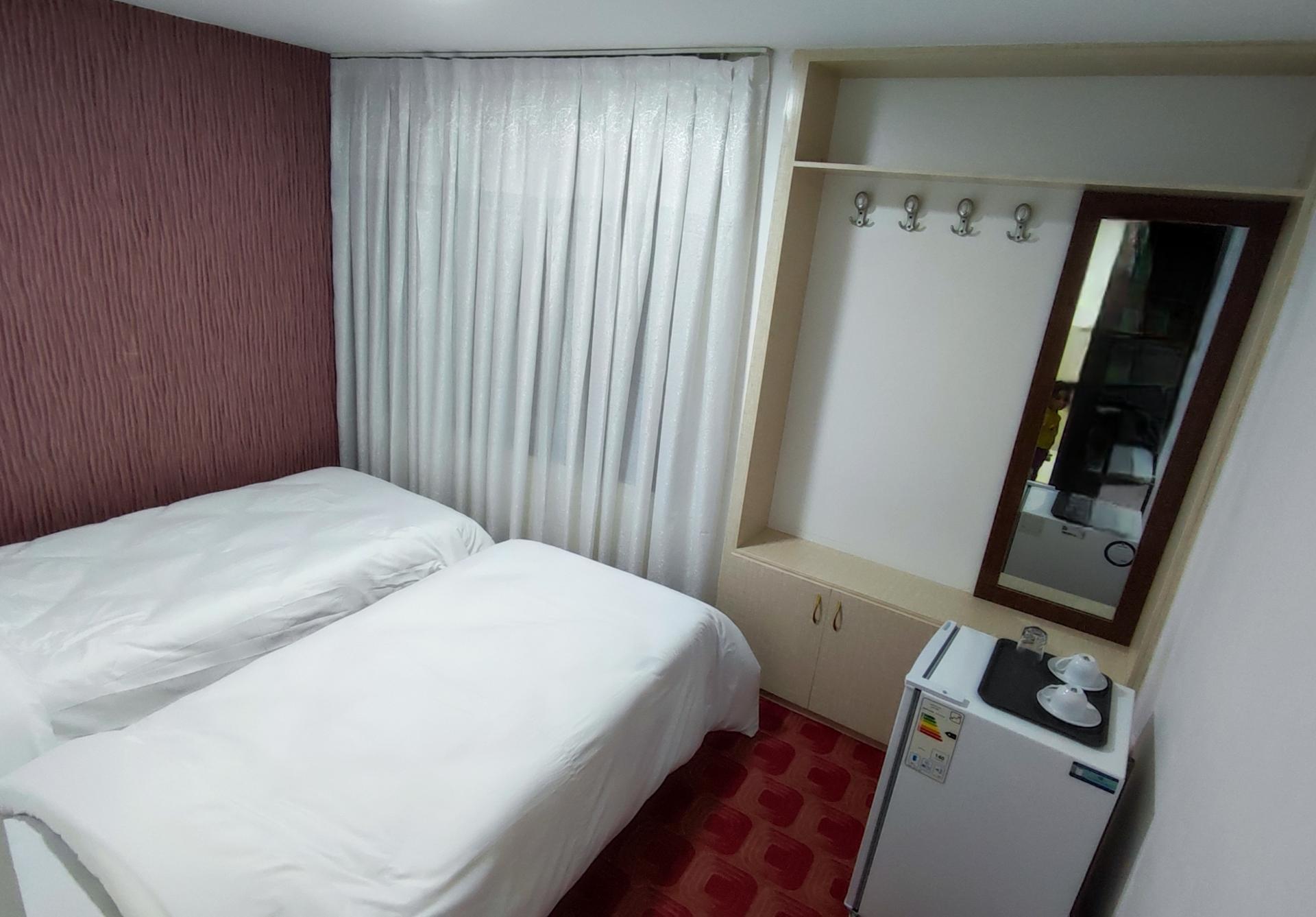 عکس مهمانپذیر آتا ممتاز