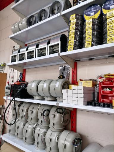 عکس خدمات فنی هود و اجاق‌گاز 