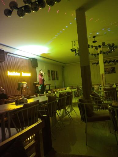 رستوران درخشان