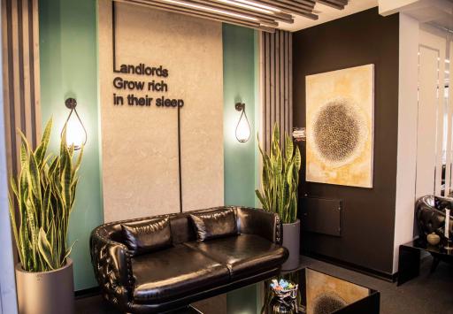 عکس گروه ساختمانی و املاک گراف