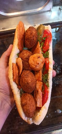 عکس ساندویچی محله