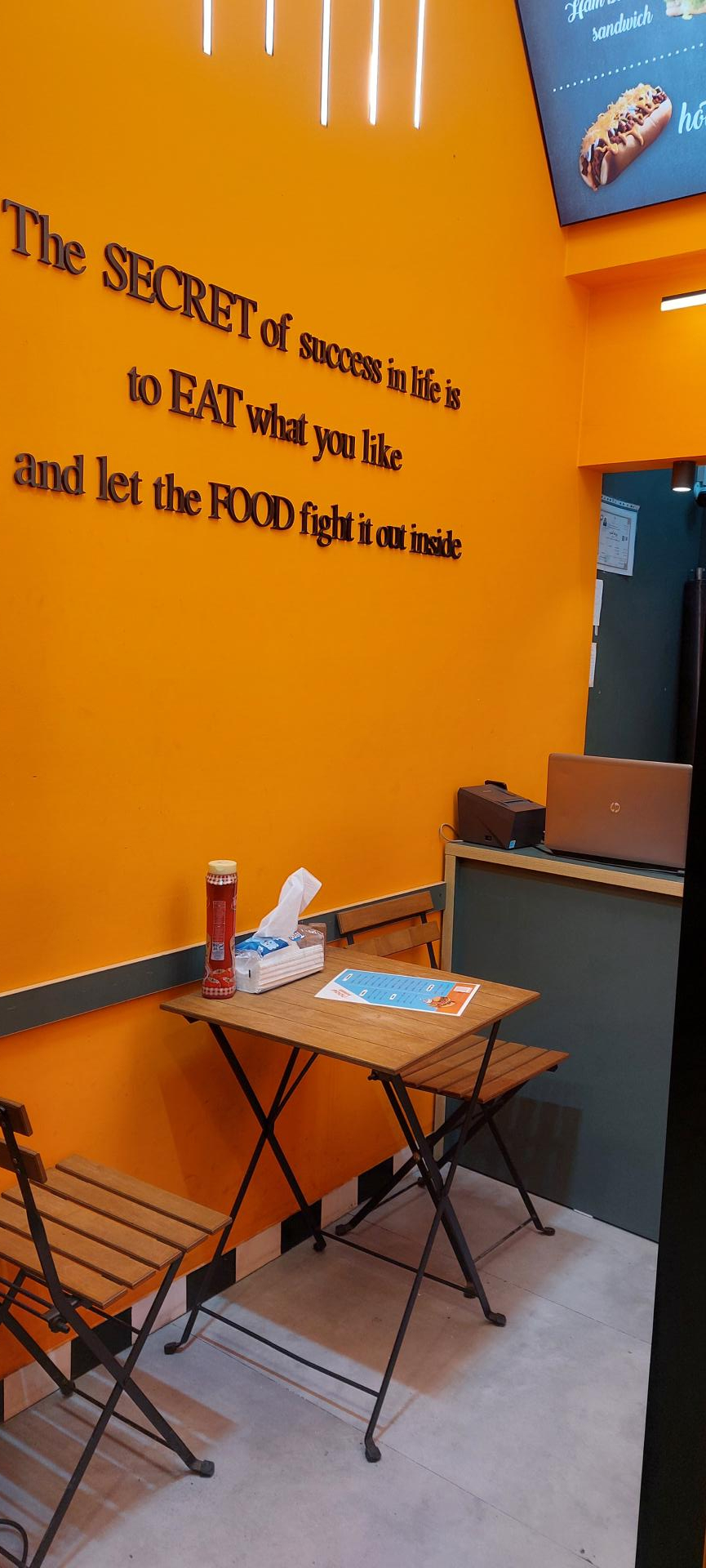 عکس فست فود نون برگر