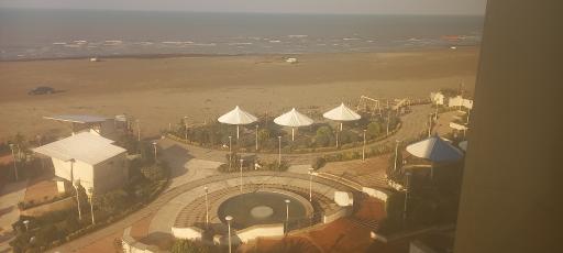 عکس هتل ساحلی باران