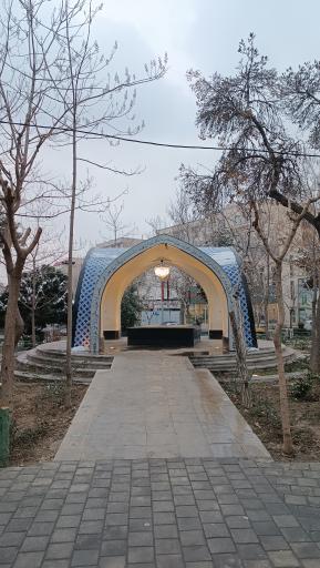 عکس مزار شهدای گمنام پاسداران (مسجد بقیة الله)