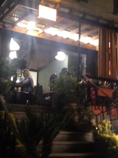 عکس کافه خورشید