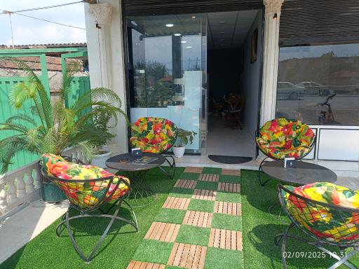 عکس کافه اچ