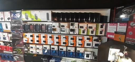 عکس فروشگاه کامپیوتر ساتراپ