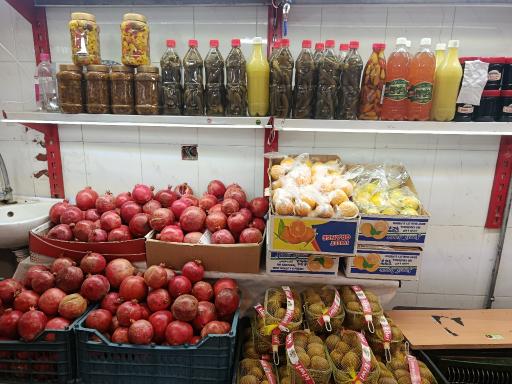 عکس میوه و تره‌بار فروشی تقی مقدم