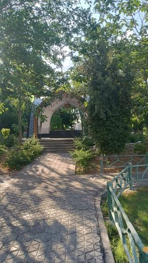 عکس مزار شهدای گمنام پاسداران (مسجد بقیة الله)