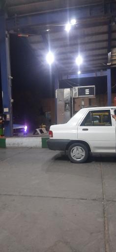 عکس پمپ گاز CNG