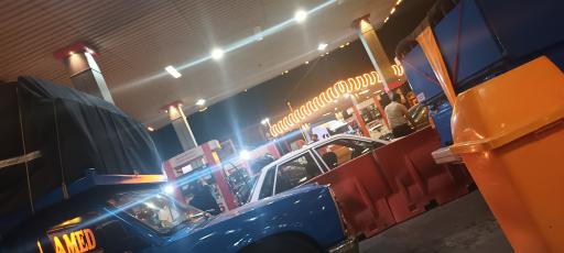 عکس پمپ گاز سی ان جی پارسیان