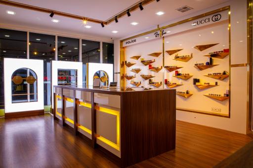 گالری عینک مشاهیر