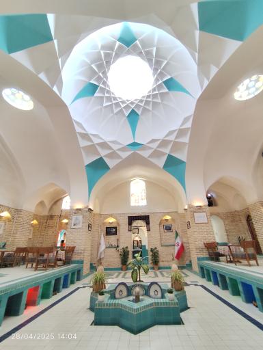 حمام خان یزد و سفره خانه حمام خان