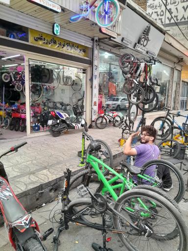 عکس تعمیرات دوچرخه فتحی