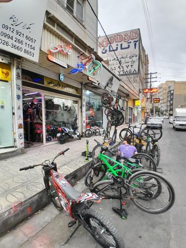 عکس تعمیرات دوچرخه فتحی