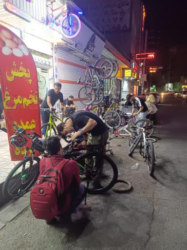 عکس تعمیرات دوچرخه فتحی